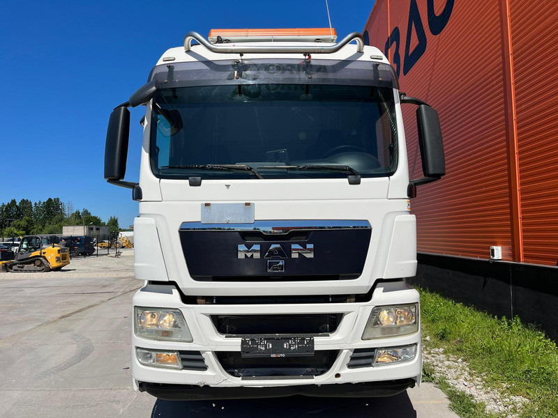 MAN TGS 26.440 6x2 BOX L=8443 mm - Truk box: gambar 2 MAN TGS 26.440 6x2 BOX L=8443 mm - Truk box: gambar 2