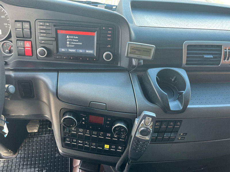 Leasing MAN TGX 33.560 6x4 CHASSIS L=6907 mm MAN TGX 33.560 6x4 CHASSIS L=6907 mm: gambar 19 Leasing MAN TGX 33.560 6x4 CHASSIS L=6907 mm MAN TGX 33.560 6x4 CHASSIS L=6907 mm: gambar 19