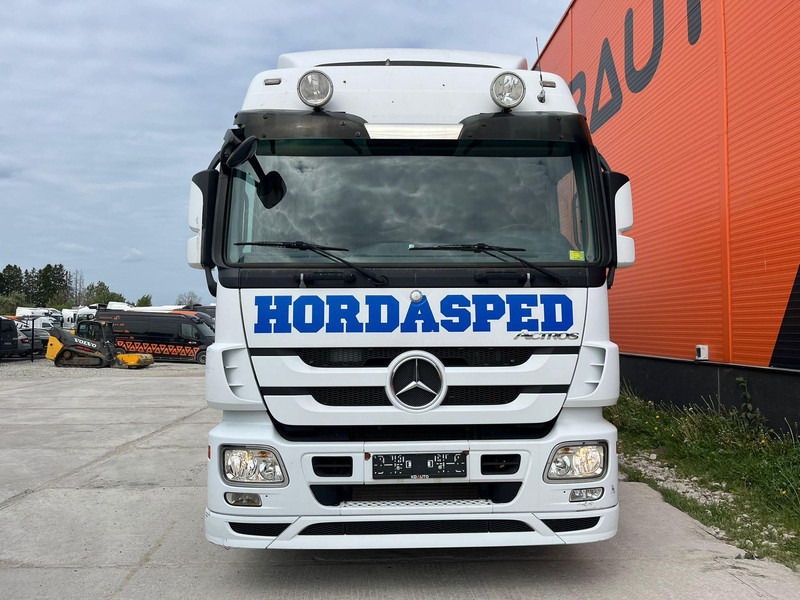 Mercedes-Benz Actros 1832 4x2 SUPRA 850 Mt / BOX L=8226 mm - Truk berpendingin: gambar 3 Mercedes-Benz Actros 1832 4x2 SUPRA 850 Mt / BOX L=8226 mm - Truk berpendingin: gambar 3