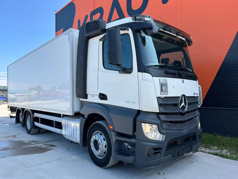 Mercedes-Benz Actros 2545 6x2 BOX L=7526 mm - Truk box: gambar 3 Mercedes-Benz Actros 2545 6x2 BOX L=7526 mm - Truk box: gambar 3