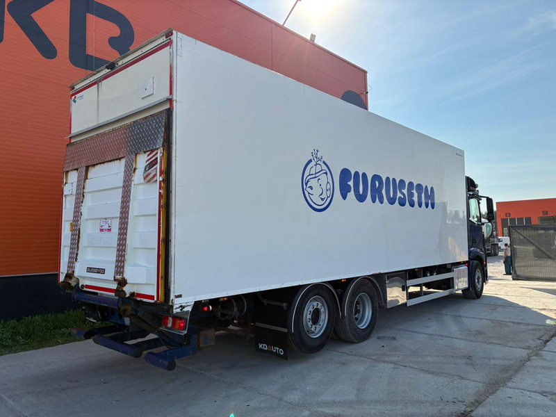 Mercedes-Benz Actros 2548 6x2*4 THERMOKING T-1200R / BOX L=9013 mm - Truk berpendingin: gambar 5 Mercedes-Benz Actros 2548 6x2*4 THERMOKING T-1200R / BOX L=9013 mm - Truk berpendingin: gambar 5