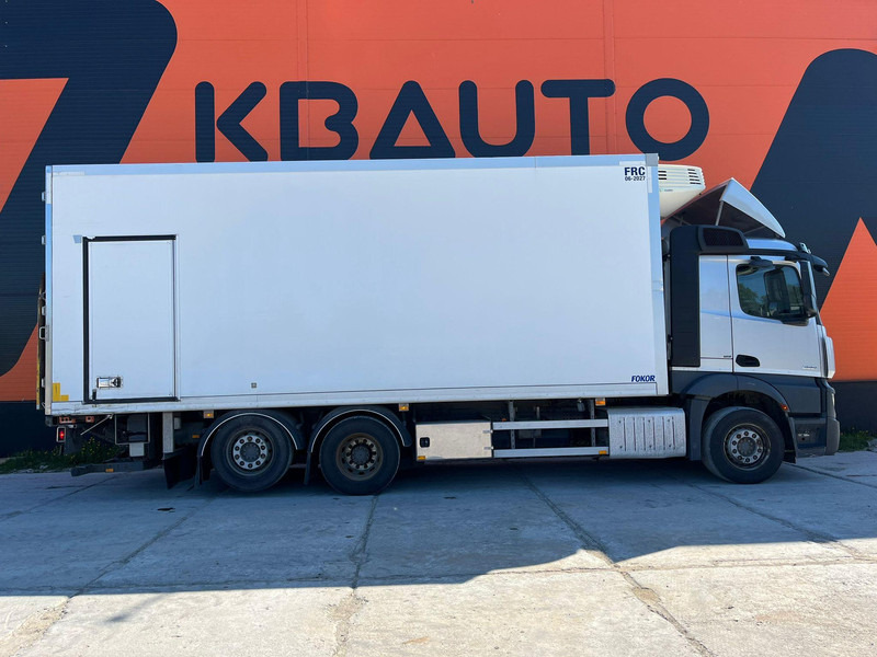 Mercedes-Benz Actros 2551 6x2 LUMIKKO L7 / BOX L=7609 mm - Truk berpendingin: gambar 5 Mercedes-Benz Actros 2551 6x2 LUMIKKO L7 / BOX L=7609 mm - Truk berpendingin: gambar 5