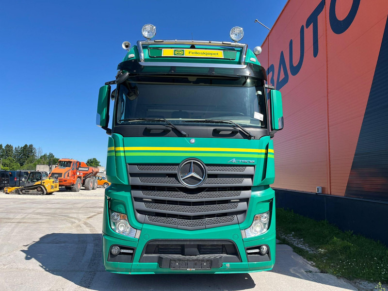 Mercedes-Benz Actros 3563 8x4*4 RETARDER / CHASSIS L=7358 mm - Truk sasis: gambar 2 Mercedes-Benz Actros 3563 8x4*4 RETARDER / CHASSIS L=7358 mm - Truk sasis: gambar 2