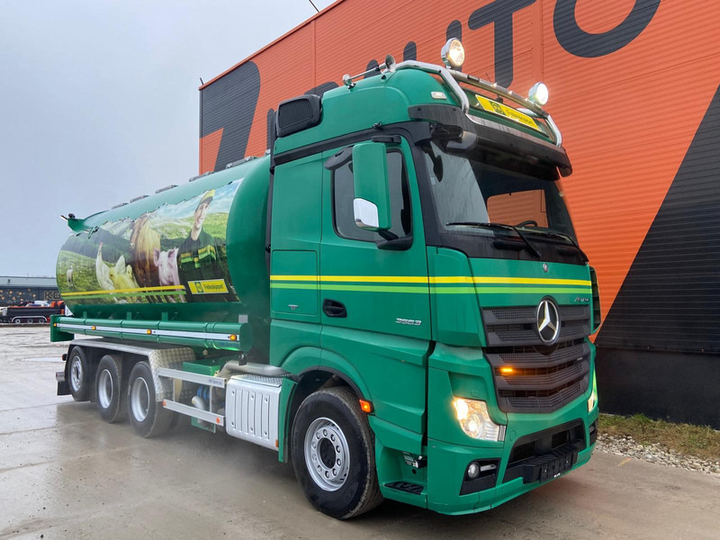 Mercedes-Benz Actros 3563 8x4*4 RETARDER / TANK 34000 l - Truk tangki: gambar 4 Mercedes-Benz Actros 3563 8x4*4 RETARDER / TANK 34000 l - Truk tangki: gambar 4