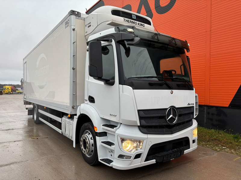 Mercedes-Benz Antos 1832 4x2 THERMOKING T-1200R / BOX L=8508 mm - Truk berpendingin: gambar 4 Mercedes-Benz Antos 1832 4x2 THERMOKING T-1200R / BOX L=8508 mm - Truk berpendingin: gambar 4