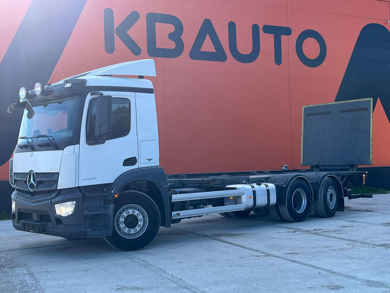 Mercedes-Benz Antos 2535 6x2*4 CHASSIS L=7788 mm - Pengangkut kontainer/ Container truck: gambar 1 Mercedes-Benz Antos 2535 6x2*4 CHASSIS L=7788 mm - Pengangkut kontainer/ Container truck: gambar 1