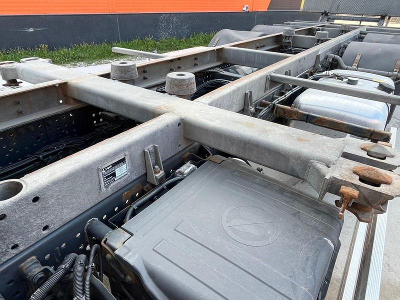 Leasing Mercedes-Benz Antos 2535 6x2*4 FOR SALE AS CHASSIS L=7788 mm Mercedes-Benz Antos 2535 6x2*4 FOR SALE AS CHASSIS L=7788 mm: gambar 13