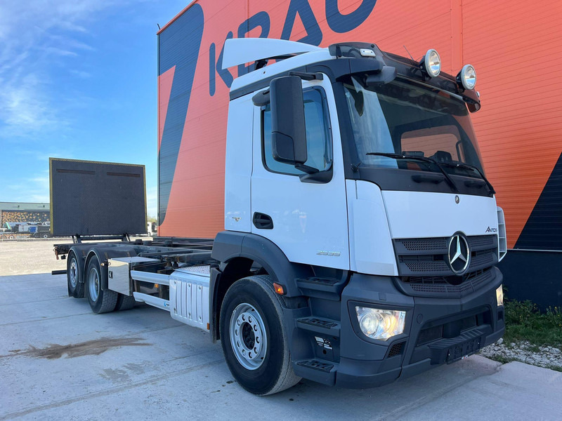 Mercedes-Benz Antos 2535 6x2*4 FOR SALE AS CHASSIS L=7788 mm - Truk sasis: gambar 4 Mercedes-Benz Antos 2535 6x2*4 FOR SALE AS CHASSIS L=7788 mm - Truk sasis: gambar 4
