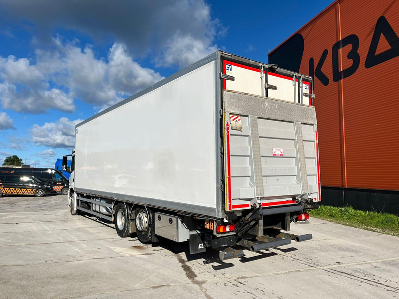 Truk berpendingin Mercedes-Benz Antos 2540L 6x2*4 THERMOKING UT SPECTRUM / BOX L=9522 mm: gambar 7