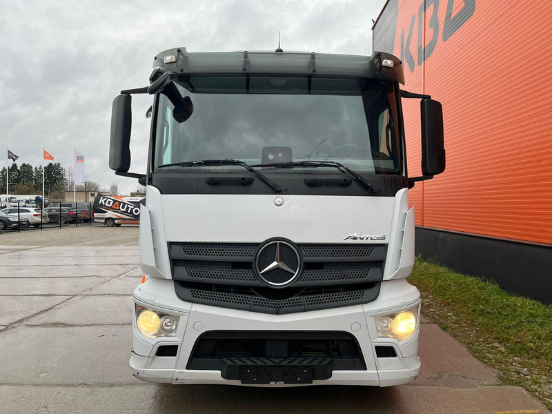 Mercedes-Benz Antos 2543 6x2*4 THERMOKING UT 800 / BOX L=7604 - Truk berpendingin: gambar 2 Mercedes-Benz Antos 2543 6x2*4 THERMOKING UT 800 / BOX L=7604 - Truk berpendingin: gambar 2
