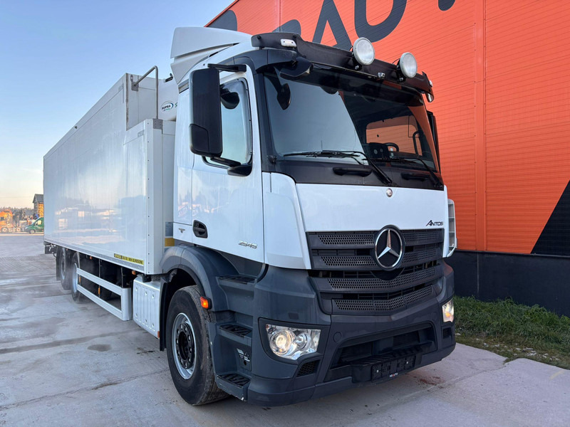 Mercedes-Benz Antos 2545 6x2*4 SUPRA 850 / BOX L=9489 mm / LOW MILEAGE ! - Truk berpendingin: gambar 3 Mercedes-Benz Antos 2545 6x2*4 SUPRA 850 / BOX L=9489 mm / LOW MILEAGE ! - Truk berpendingin: gambar 3