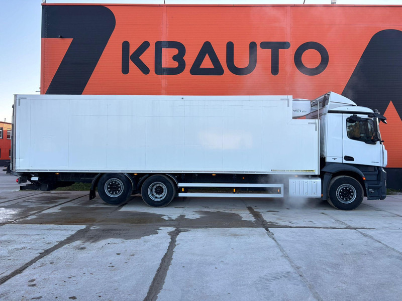 Mercedes-Benz Antos 2545 6x2*4 SUPRA 850 / BOX L=9489 mm / LOW MILEAGE ! - Truk berpendingin: gambar 4 Mercedes-Benz Antos 2545 6x2*4 SUPRA 850 / BOX L=9489 mm / LOW MILEAGE ! - Truk berpendingin: gambar 4