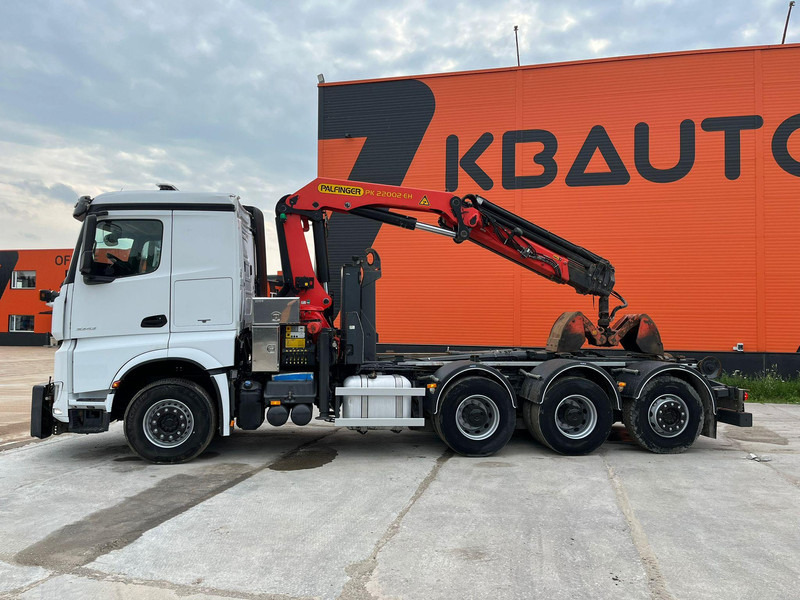 Hook lift, Truk derek Mercedes-Benz Arocs 3242 8x4 PK22002 / RETARDER / SNOW PLOW EQUIPMENT / GRAPPLE: gambar 10
