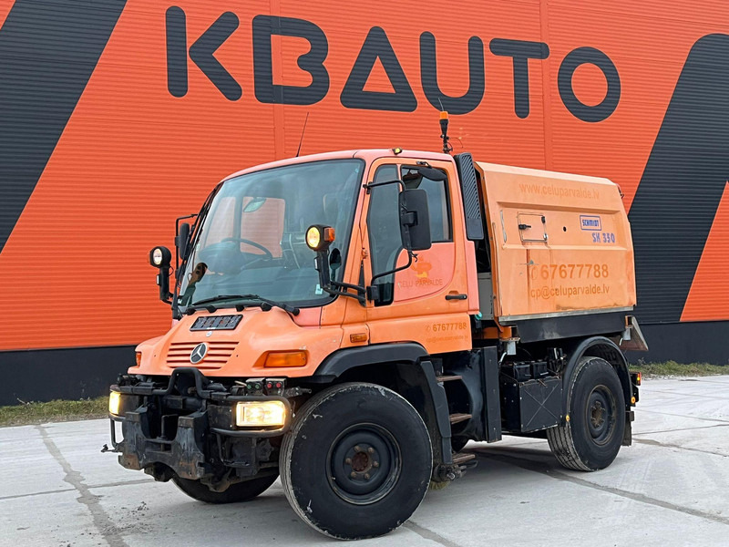 Mercedes-Benz UNIMOG U 300 4x4 TRILETY SK / 6918 hours - Penyapu jalan: gambar 1 Mercedes-Benz UNIMOG U 300 4x4 TRILETY SK / 6918 hours - Penyapu jalan: gambar 1