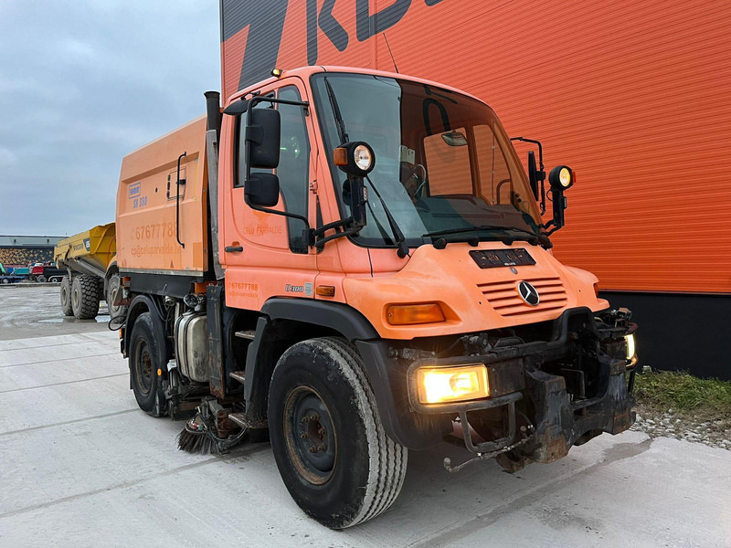 Mercedes-Benz UNIMOG U 300 4x4 TRILETY SK / 6918 hours - Penyapu jalan: gambar 4 Mercedes-Benz UNIMOG U 300 4x4 TRILETY SK / 6918 hours - Penyapu jalan: gambar 4