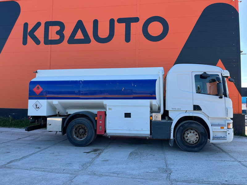 Scania P 320 4x2 TANK 11000 l / 2000 + 3000 + 3000 + 3000 l - Truk tangki: gambar 4 Scania P 320 4x2 TANK 11000 l / 2000 + 3000 + 3000 + 3000 l - Truk tangki: gambar 4