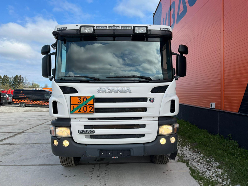 Scania P 360 4x4 TANK 12000 l / ADR - Truk tangki: gambar 2 Scania P 360 4x4 TANK 12000 l / ADR - Truk tangki: gambar 2