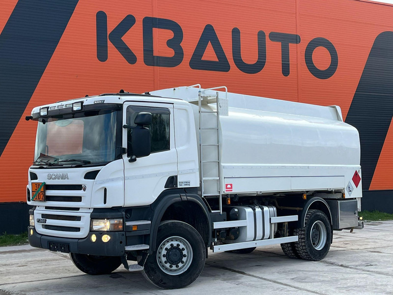 Scania P 360 4x4 TANK 12000 l / ADR - Truk tangki: gambar 1 Scania P 360 4x4 TANK 12000 l / ADR - Truk tangki: gambar 1