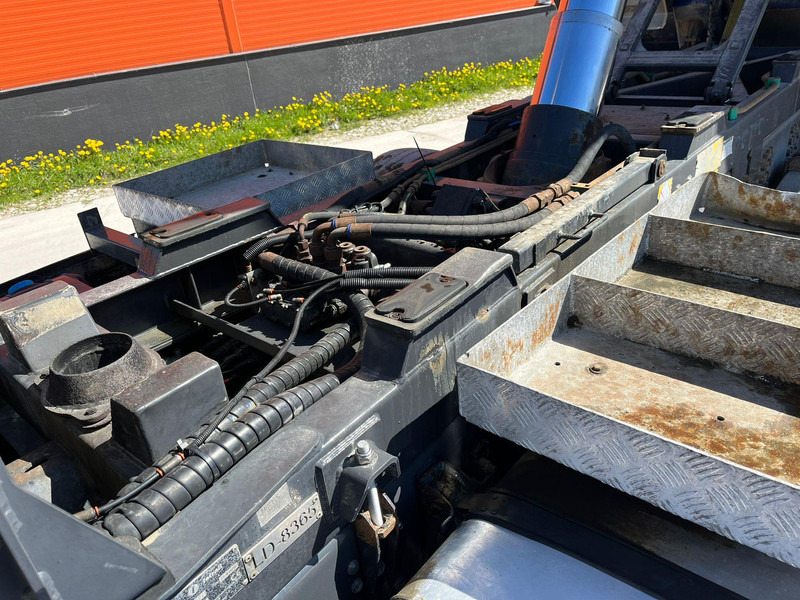 Truk jungkit Scania R 560 6x4 RETARDER / FULL STEEL / BOX L=4595 mm: gambar 13