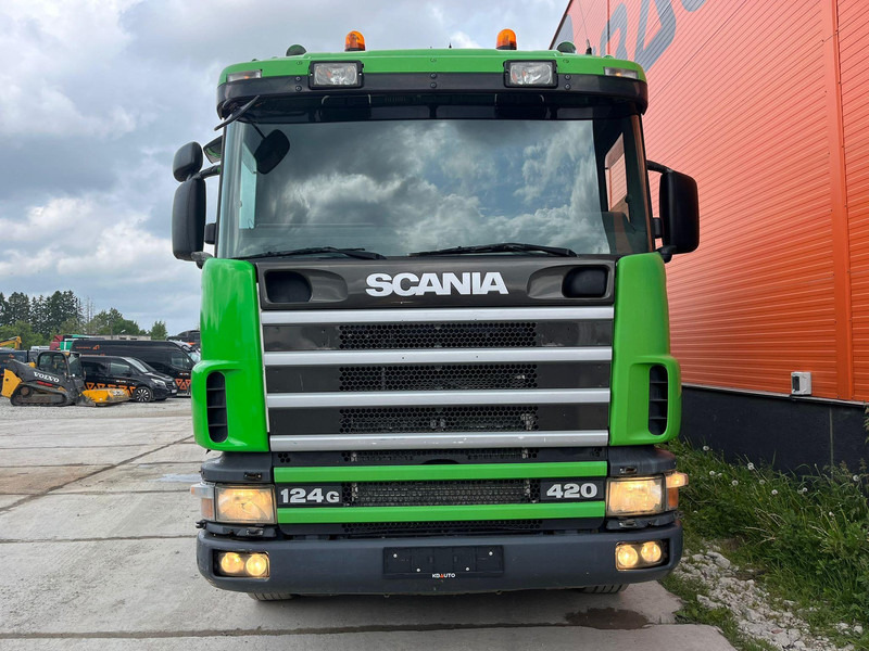Scania R124 8x4 TANK 12000 l / VACUUM Disab P210/9 - 7800 m3/h / 1182 hours - Truk vakum: gambar 2 Scania R124 8x4 TANK 12000 l / VACUUM Disab P210/9 - 7800 m3/h / 1182 hours - Truk vakum: gambar 2