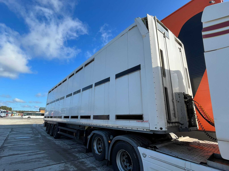 Schmitz Cargobull NKS SCB S3B BOX L=13682 mm - Semi-trailer pengangkut hewan: gambar 3 Schmitz Cargobull NKS SCB S3B BOX L=13682 mm - Semi-trailer pengangkut hewan: gambar 3
