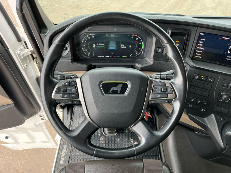 Tractor head MAN TGX 28.510 6x2 TWIN BED GX CAB / INTARDER / DOUBLE BOGIE: gambar 17