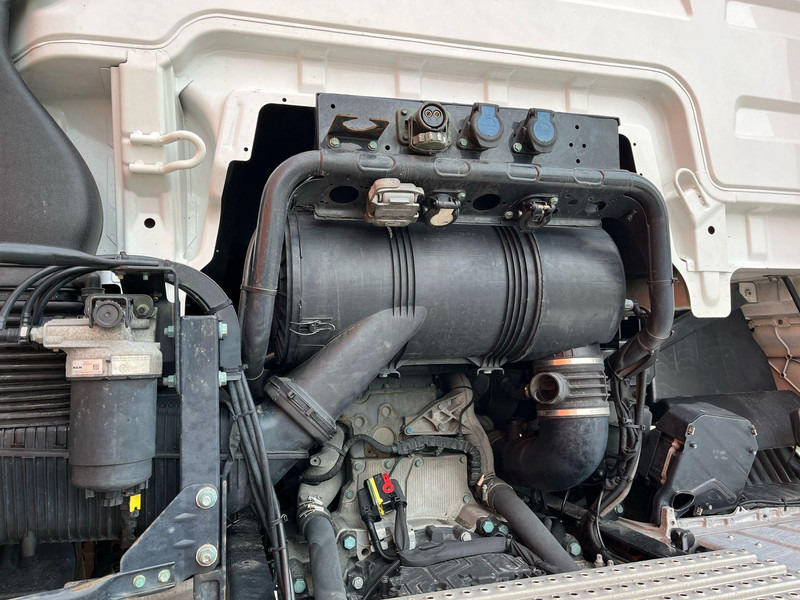 Tractor head MAN TGX 28.510 6x2 TWIN BED GX CAB / INTARDER / DOUBLE BOGIE: gambar 15