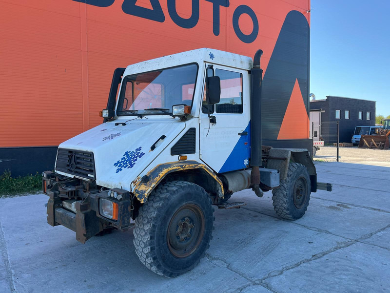Mercedes-Benz Unimog U130 4x4 - Tractor head: gambar 2 Mercedes-Benz Unimog U130 4x4 - Tractor head: gambar 2