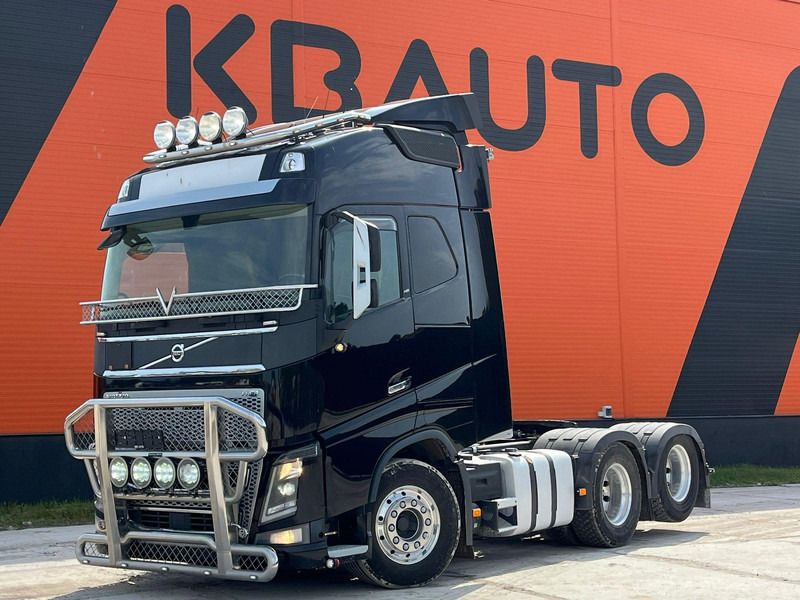 Volvo FH 16 750 6x4 GCW 76 ton / TANDEM AXLE LIFT - Tractor head: gambar 1 Volvo FH 16 750 6x4 GCW 76 ton / TANDEM AXLE LIFT - Tractor head: gambar 1