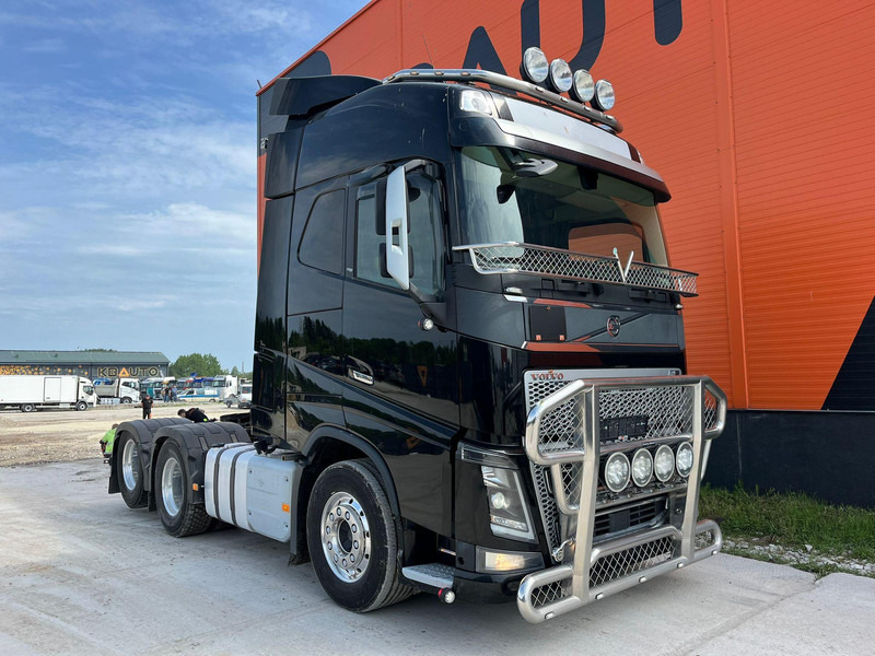 Volvo FH 16 750 6x4 GCW 76 ton / TANDEM AXLE LIFT - Tractor head: gambar 3 Volvo FH 16 750 6x4 GCW 76 ton / TANDEM AXLE LIFT - Tractor head: gambar 3