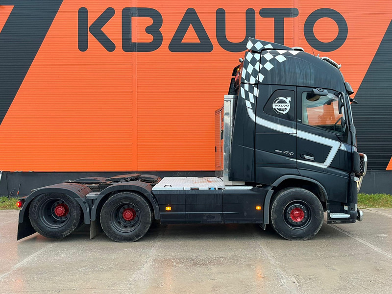 Volvo FH 16 750 6x4 GCW 80 ton / RETARDER / HYDRAULICS / TANDEM AXLE LIFT - Tractor head: gambar 5 Volvo FH 16 750 6x4 GCW 80 ton / RETARDER / HYDRAULICS / TANDEM AXLE LIFT - Tractor head: gambar 5
