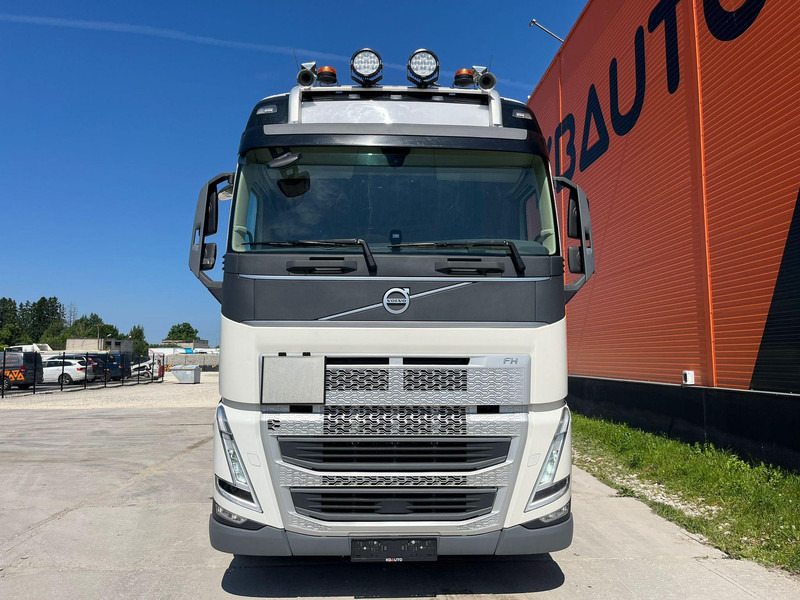 Volvo FH 500 6x2 GLOBE XL / HYDRAULICS / RETARDER / DOUBLE BOGIE - Tractor head: gambar 3 Volvo FH 500 6x2 GLOBE XL / HYDRAULICS / RETARDER / DOUBLE BOGIE - Tractor head: gambar 3
