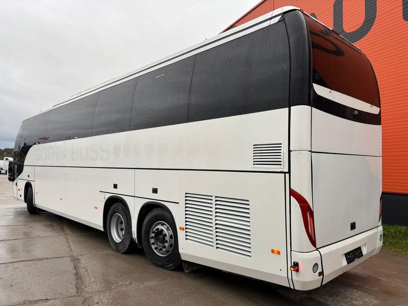 Volvo B12B Beulas Glory 6x2*4 61 SEATS / AC / AUXILIARY HEATING / WC - Bus pariwisata: gambar 5 Volvo B12B Beulas Glory 6x2*4 61 SEATS / AC / AUXILIARY HEATING / WC - Bus pariwisata: gambar 5
