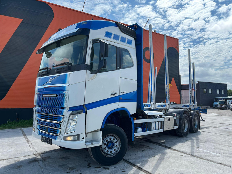 Volvo FH 16 750 6x4 HYDRAULICS - Truk logging, Truk derek: gambar 1 Volvo FH 16 750 6x4 HYDRAULICS - Truk logging, Truk derek: gambar 1