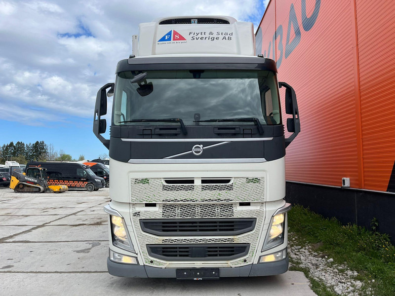 Volvo FH 460 6x2*4 FOR SALE AS CHASSIS / CHASSIS L=7400 mm - Truk sasis: gambar 3 Volvo FH 460 6x2*4 FOR SALE AS CHASSIS / CHASSIS L=7400 mm - Truk sasis: gambar 3