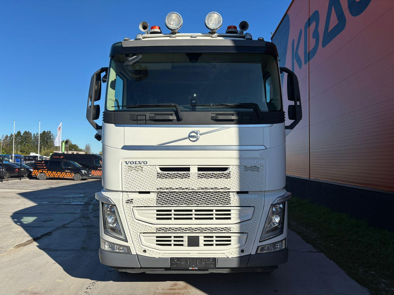 Volvo FH 500 8x4 INTERMIX 10 m3 + CHUTE / TANDEM AXLE LIFT - Truk pengaduk beton: gambar 2 Volvo FH 500 8x4 INTERMIX 10 m3 + CHUTE / TANDEM AXLE LIFT - Truk pengaduk beton: gambar 2