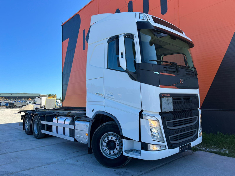 Volvo FH 540 6x2 RETARDER - Truk sasis: gambar 3 Volvo FH 540 6x2 RETARDER - Truk sasis: gambar 3