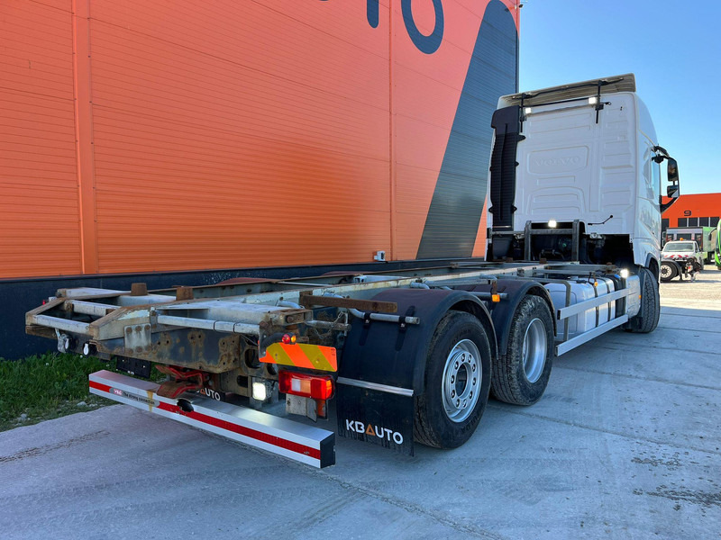 Volvo FH 540 6x2 RETARDER - Truk sasis: gambar 5 Volvo FH 540 6x2 RETARDER - Truk sasis: gambar 5