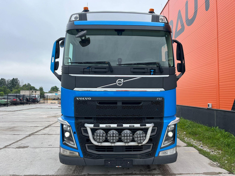 Volvo FH 540 6x4 FOR SALE AS CHASSIS / HYDRAULICS - Truk sasis: gambar 2 Volvo FH 540 6x4 FOR SALE AS CHASSIS / HYDRAULICS - Truk sasis: gambar 2