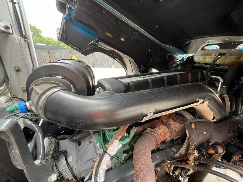Leasing Volvo FH 540 6x4 FOR SALE AS CHASSIS / HYDRAULICS Volvo FH 540 6x4 FOR SALE AS CHASSIS / HYDRAULICS: gambar 11