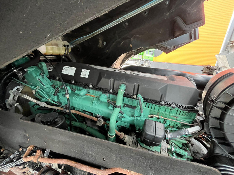 Leasing Volvo FH 540 6x4 FOR SALE AS CHASSIS / HYDRAULICS Volvo FH 540 6x4 FOR SALE AS CHASSIS / HYDRAULICS: gambar 10