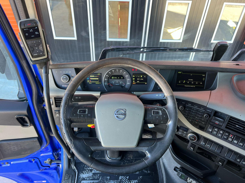 Leasing Volvo FH 540 8x4*4 BOX L=6145 mm Volvo FH 540 8x4*4 BOX L=6145 mm: gambar 15