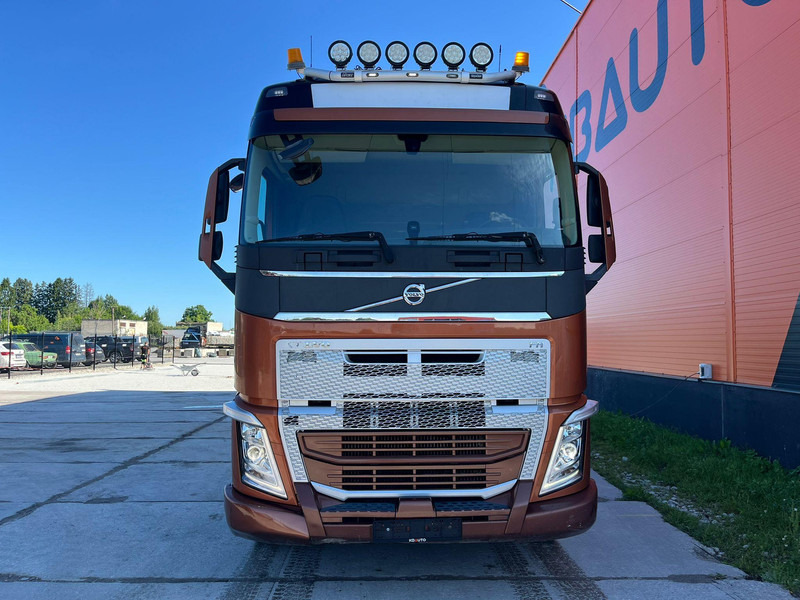 Volvo FH 540 8x4*4 GLOBE XL / 9 ton FRONT AXLE - Truk sasis: gambar 3 Volvo FH 540 8x4*4 GLOBE XL / 9 ton FRONT AXLE - Truk sasis: gambar 3