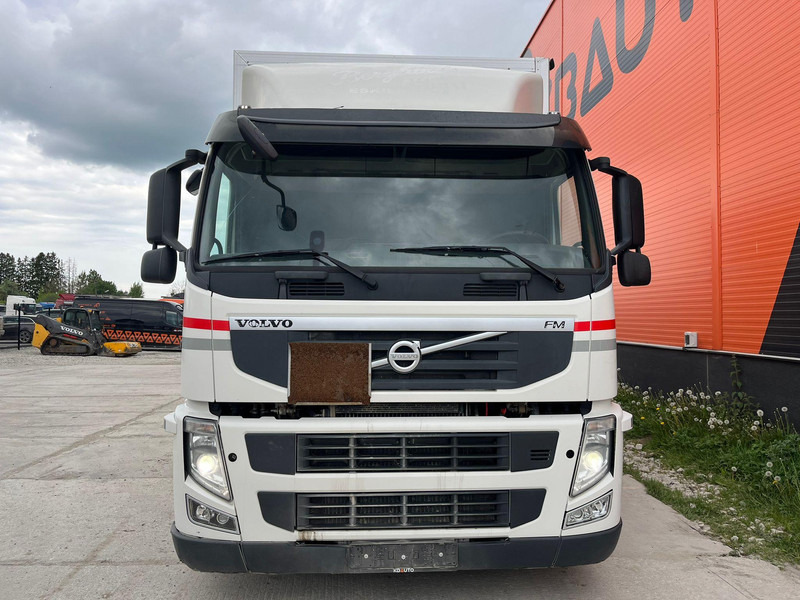 Volvo FM 330 4x2 BOX L=7533 mm - Truk box: gambar 3 Volvo FM 330 4x2 BOX L=7533 mm - Truk box: gambar 3