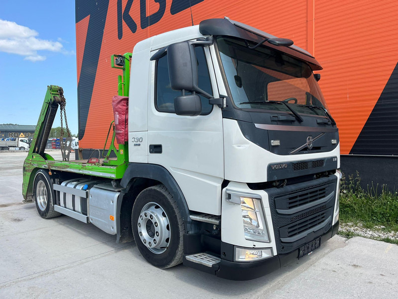 Volvo FM 330 4x2 JOAB TL 8 AO C - Truk skip loader: gambar 4 Volvo FM 330 4x2 JOAB TL 8 AO C - Truk skip loader: gambar 4