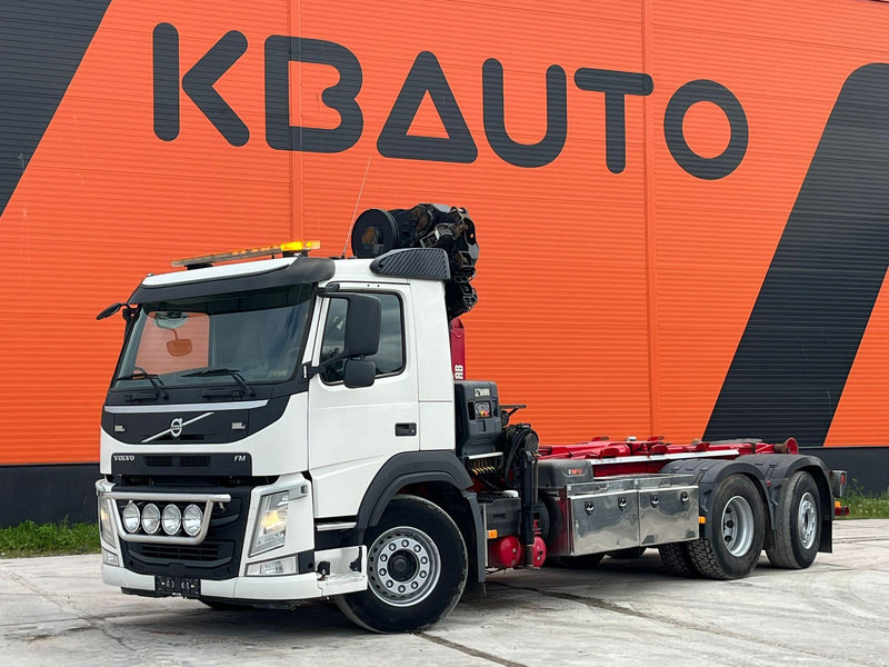 Volvo FM 330 6x2*4 HIAB 192E-5 / HIAB XR 18 ton / L=5100 mm - Hook lift, Truk derek: gambar 2 Volvo FM 330 6x2*4 HIAB 192E-5 / HIAB XR 18 ton / L=5100 mm - Hook lift, Truk derek: gambar 2