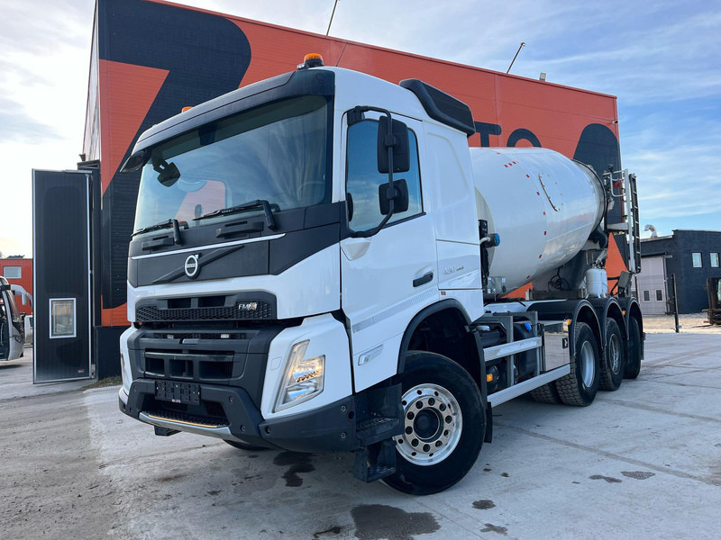 Volvo FMX 430 8x4*4 BSH 103 / 10 m3 - Truk pengaduk beton: gambar 2 Volvo FMX 430 8x4*4 BSH 103 / 10 m3 - Truk pengaduk beton: gambar 2