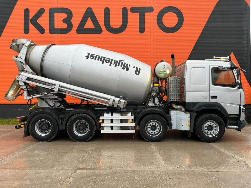 Volvo FMX 500 8x4 SARAKA HR-11 / 10 m3 + CHUTE 10 m / TANDEM AXLE LIFT - Truk pengaduk beton: gambar 4 Volvo FMX 500 8x4 SARAKA HR-11 / 10 m3 + CHUTE 10 m / TANDEM AXLE LIFT - Truk pengaduk beton: gambar 4