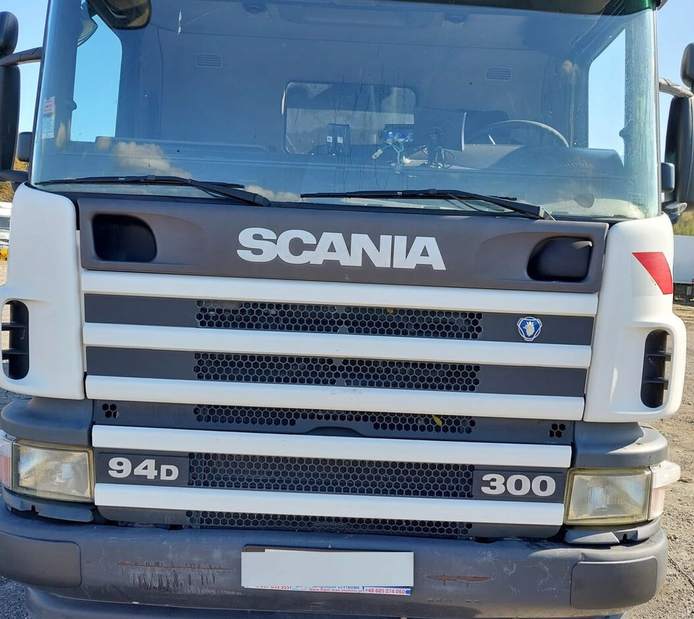 Scania 94D 300 - Truk sampah: gambar 5 Scania 94D 300 - Truk sampah: gambar 5