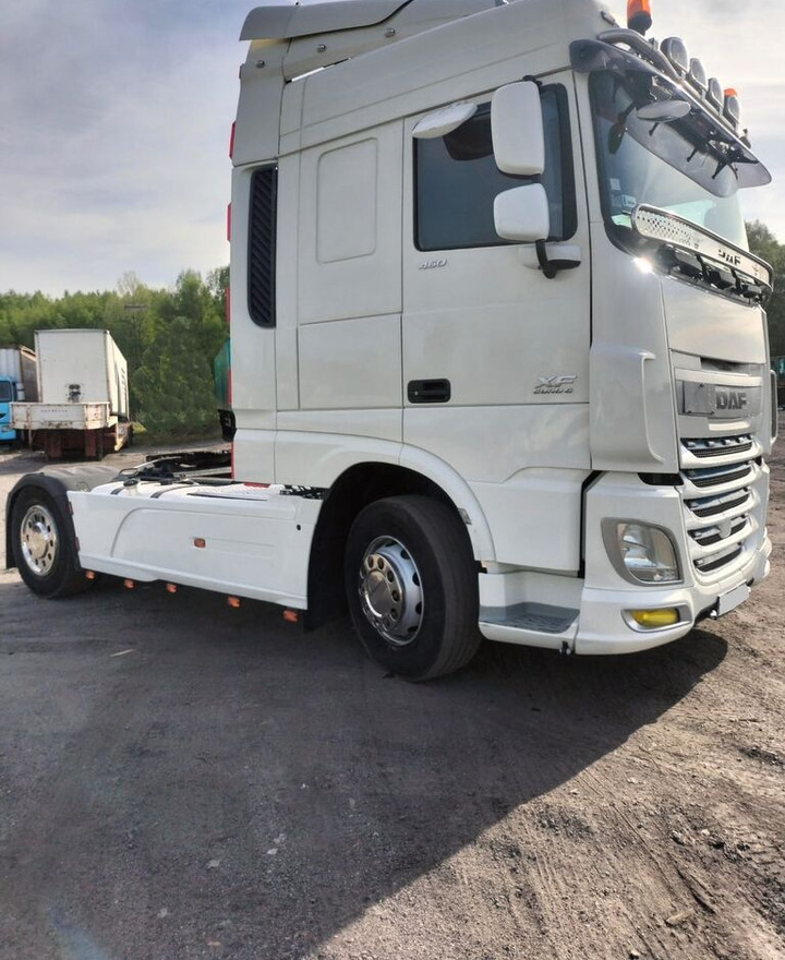 DAF XF 460 - Tractor head: gambar 2 DAF XF 460 - Tractor head: gambar 2